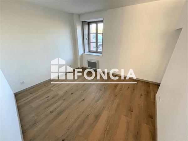 Location Appartement 3 pièces 62.7 m² - QUAI NAPOLEON III Chatellerault 86100