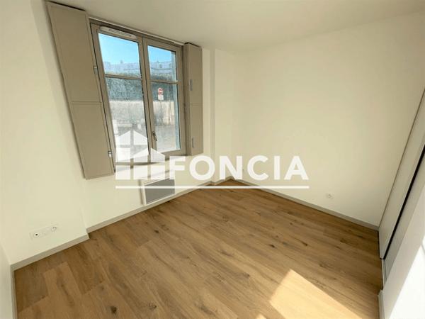 Location Appartement 3 pièces 62.7 m² - QUAI NAPOLEON III Chatellerault 86100