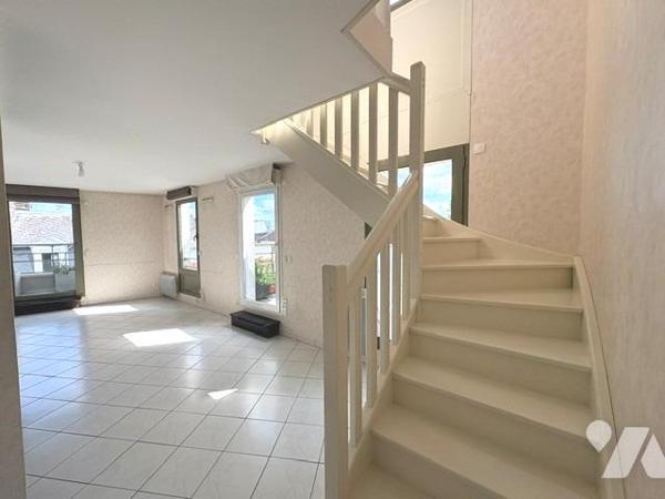 ROUEN - Quartier St Sever (appartement en duplex - 113 m² - 4 chbres)