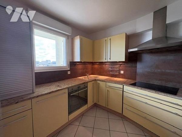 ROUEN - Quartier St Sever (appartement en duplex - 113 m² - 4 chbres)