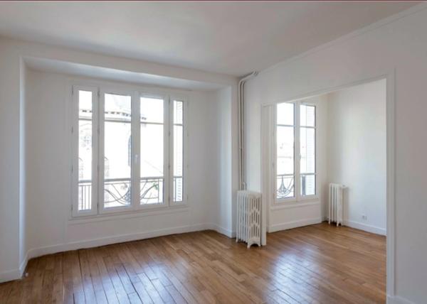 appartement T3 à vendre en NUE-PROPRIÉTÉ PARIS 19e, surface habitable 51,70 m2 + cave.
