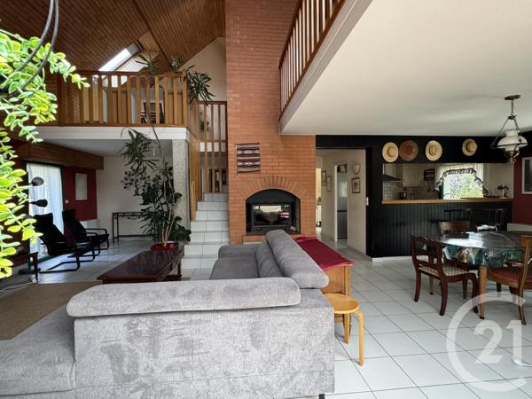Maison à vendre  6 pièces - 156,05 m 2   GOUVILLE SUR MER  - 50