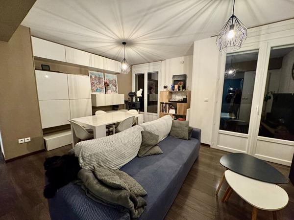 APPARTEMENT T3 POITIERS BALCON CAVE STATIONNEMENT