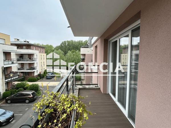 À vendre Studio 65.72 m² - Mennecy 91540