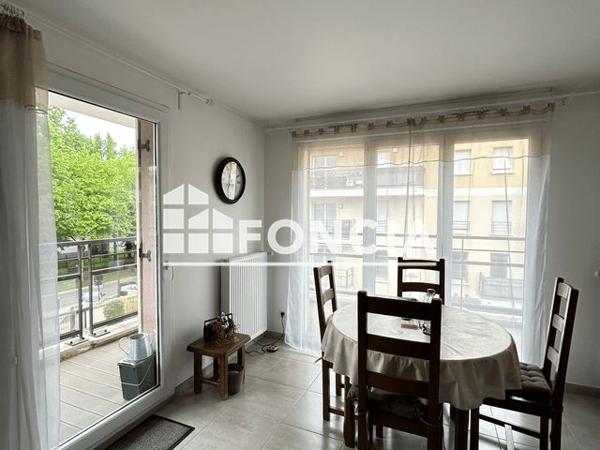 À vendre Studio 65.72 m² - Mennecy 91540