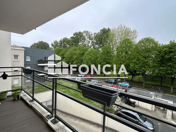 À vendre Studio 65.72 m² - Mennecy 91540