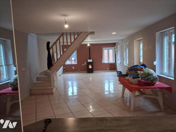 Commune de Serain - maison rénovée - grange - garage et jardin