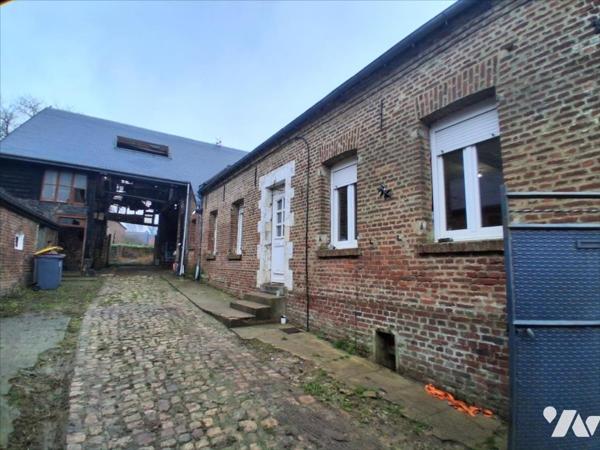 Commune de Serain - maison rénovée - grange - garage et jardin