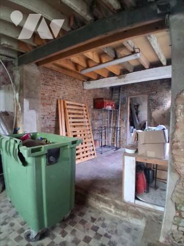 Commune de Serain - maison rénovée - grange - garage et jardin