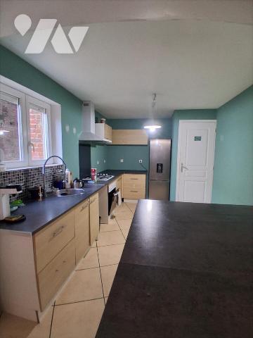 Commune de Serain - maison rénovée - grange - garage et jardin