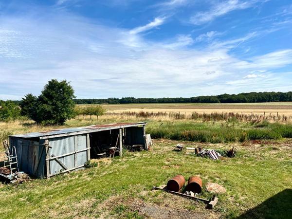 FERMETTE A RENOVER   TERRAIN ENVIRON 6000 m2