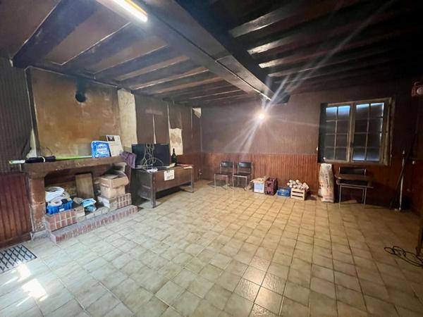 FERMETTE A RENOVER   TERRAIN ENVIRON 6000 m2