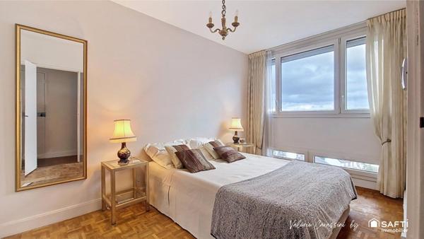 Volumes, lumière et sérénité au cœur d’une résidence recherchée