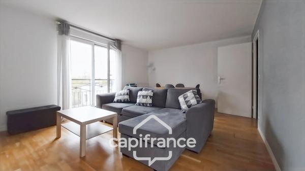 Noisy-Le-Grand-A vendre-Appartement 2 pièces traversant-En très bon état–Balcon–Parking-Proche de toutes commodités