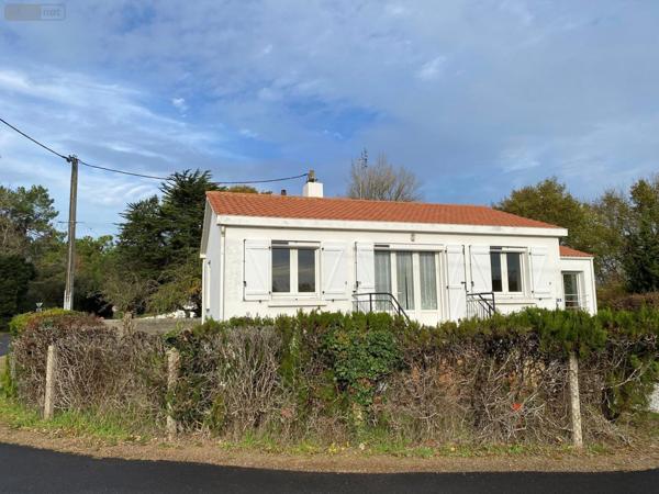 Maison individuelle à vendre à Saint-Jean-de-Monts en Vendée (85160), ref : 092/M/2523-85092