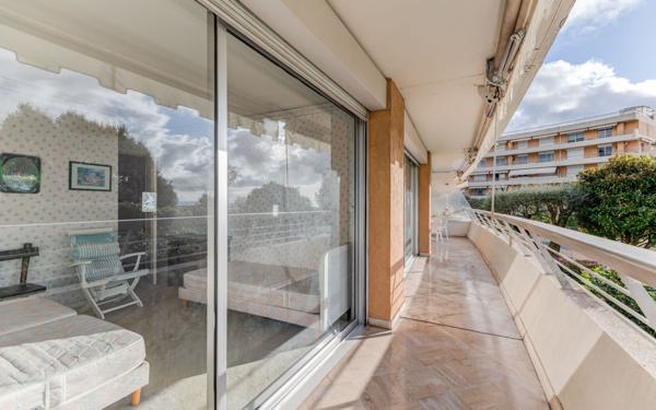 Appartement à vendre    4 pièces • 105 m2 Nice