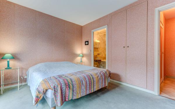 Appartement à vendre    4 pièces • 105 m2 Nice