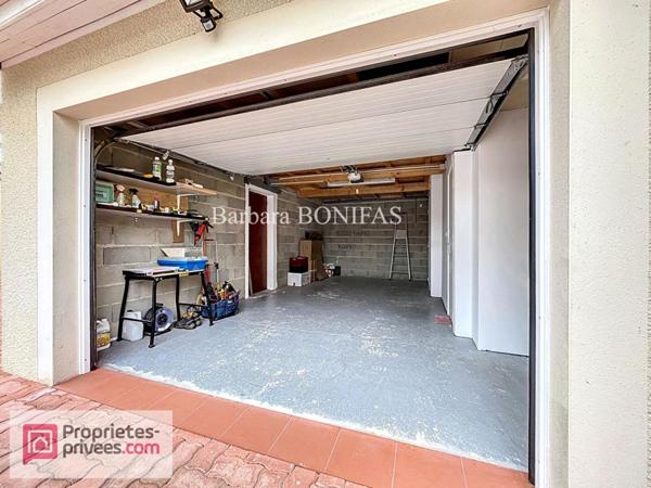 Maison plain pied  5 pièces 114 m2, double garage et jardin