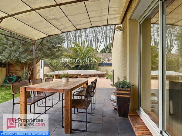 Maison plain pied  5 pièces 114 m2, double garage et jardin