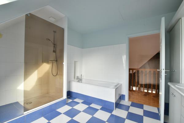 Propriété 4 chambres