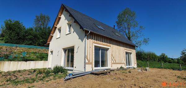 ENSEMBLE DE 3 MAISONS AVEC FORT POTENTIEL LOCATIF