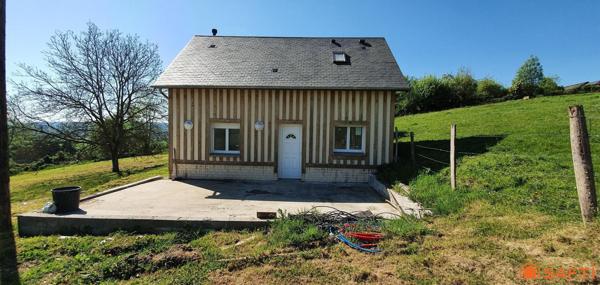 ENSEMBLE DE 3 MAISONS AVEC FORT POTENTIEL LOCATIF