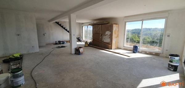 ENSEMBLE DE 3 MAISONS AVEC FORT POTENTIEL LOCATIF