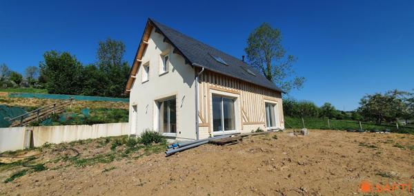 ENSEMBLE DE 3 MAISONS AVEC FORT POTENTIEL LOCATIF