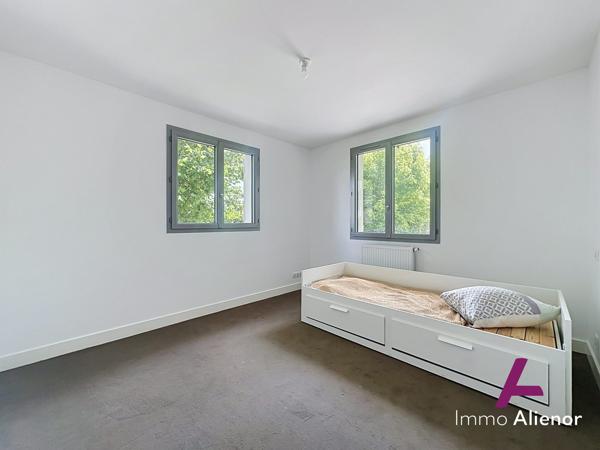 Maison contemporaine 175m2 avec jardin piscinable - BRUGES