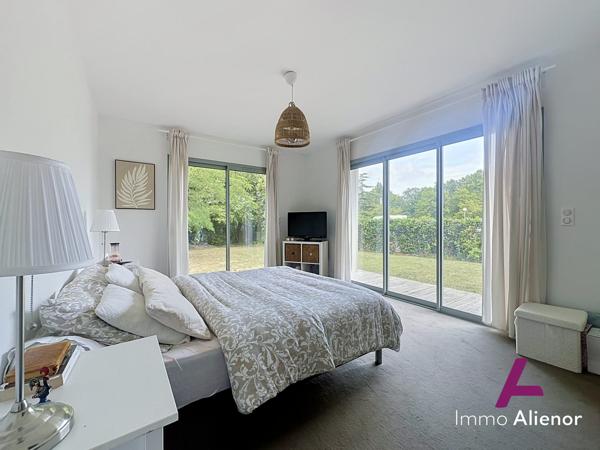 Maison contemporaine 175m2 avec jardin piscinable - BRUGES