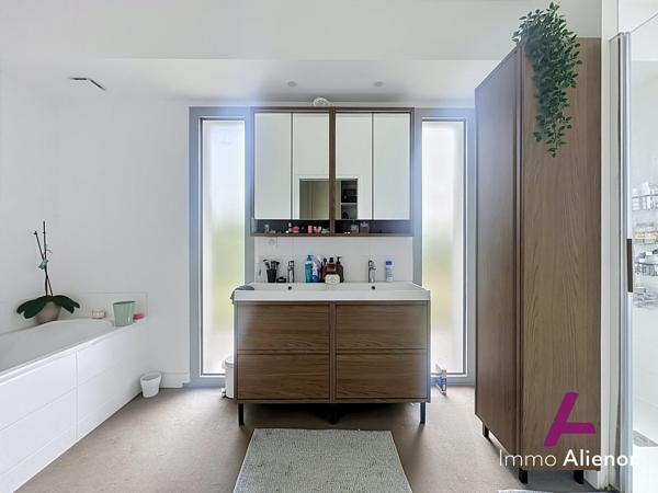 Maison contemporaine 175m2 avec jardin piscinable - BRUGES