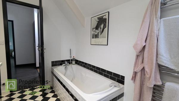 Vente à termes Libre .Maison d'architecte La Fleche 7 pièces 160 m2