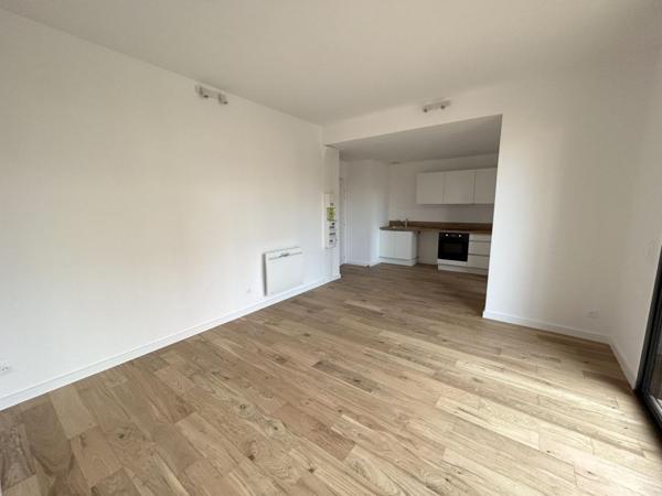 A LOUER : T2 à MARCQ-EN-BAROEUL • • 760 € CC • Réf. G649