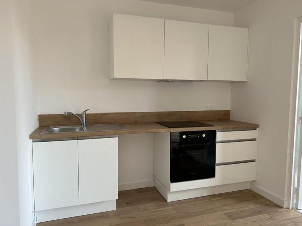 A LOUER : T2 à MARCQ-EN-BAROEUL • • 760 € CC • Réf. G649