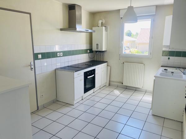 Vouneuil-sous-Biard (86580) MAISON