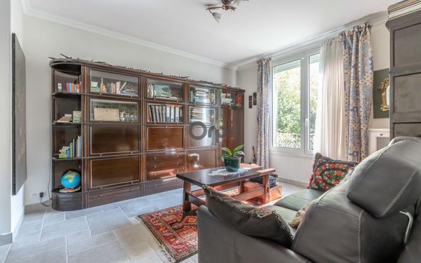 Maison à vendre    6 pièces • 212 m2 Saint-Maur-des-Fossés