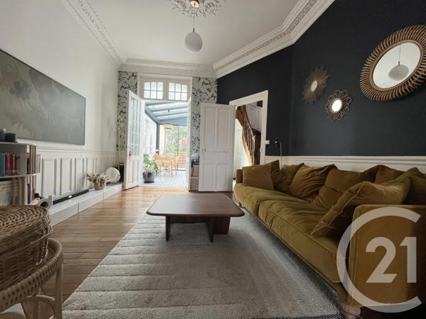 Maison à vendre  6 pièces - 146,35 m 2   ST QUENTIN  - 02
