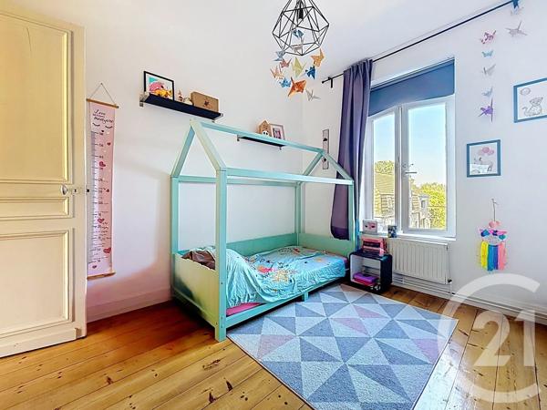 Maison à vendre  7 pièces - 180,27 m 2   WATTRELOS  - 59
