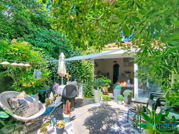 SETE: Maison de charme T2 en plain-pied, Jardin, Place de parking privative