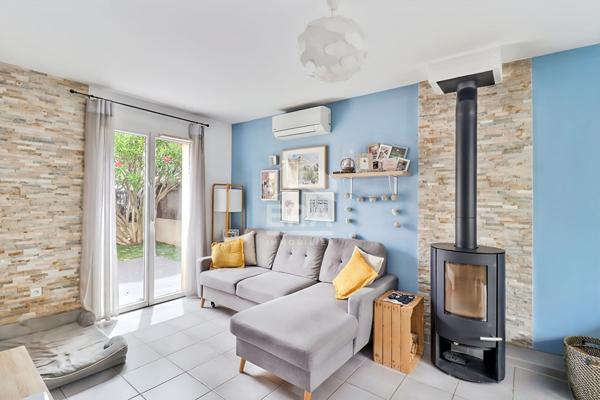 A VENDRE - MAISON T3 AVEC TERRASSE - SAINT CANNAT