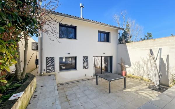 Maison à vendre    6 pièces •  Toulouse