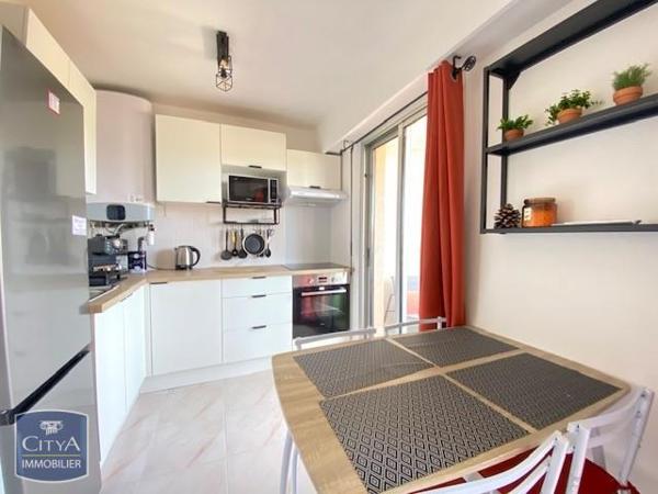 Appartement à louer 1 pièce 30.76m²