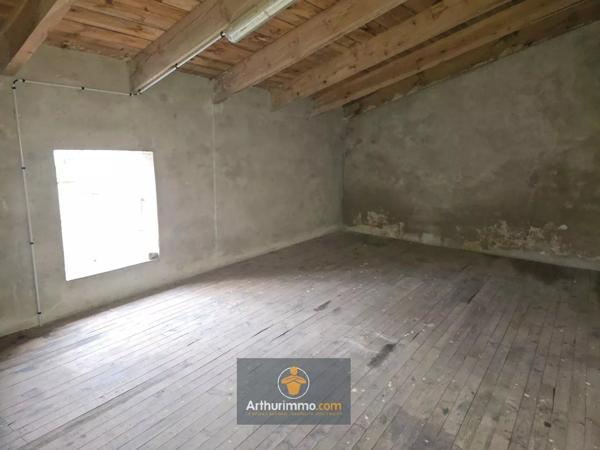 Vente Immeuble 6 pièces 199 m2 à Courçon