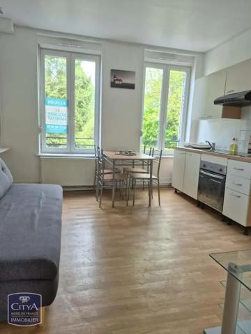 Appartement à louer 2 pièces 33.77m² Maubeuge (59600)