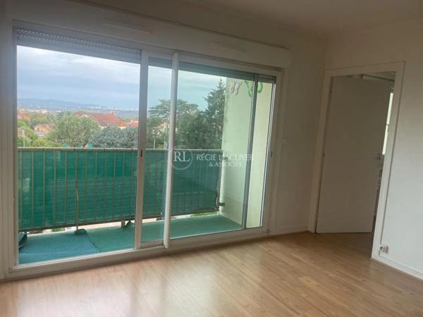 Appartement à louer à Décines-Charpieu (69150)