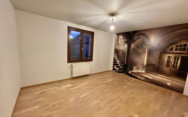 Appartement à louer    3 pièces •  Entzheim