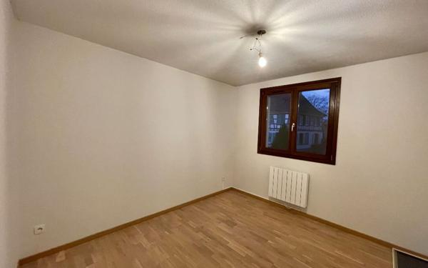 Appartement à louer    3 pièces •  Entzheim