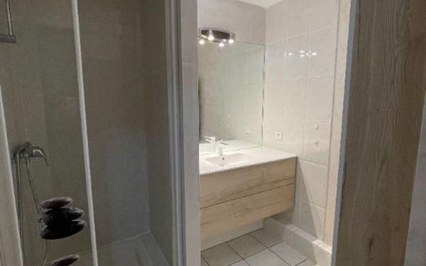 Appartement à louer    3 pièces •  Entzheim