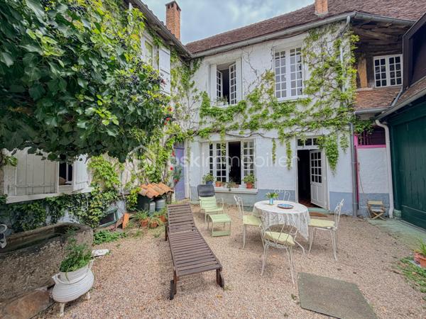 Demeure de 375 m²
