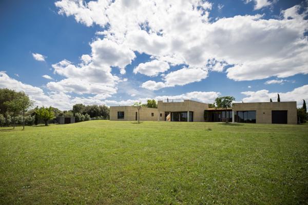 Vente Propriété de luxe Uzès 8 Pièces 305 m²